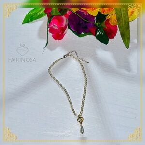 Elegant Gold and White Pearl Necklace * ideal for gift-giving